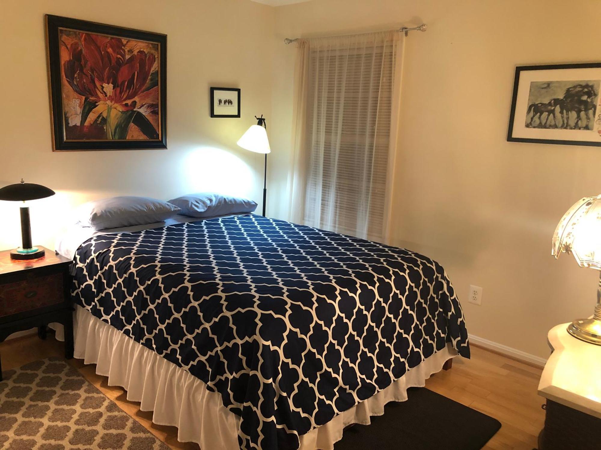 Cozy Suburban Retreat